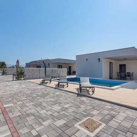 Holiday home Premium In With Sauna *