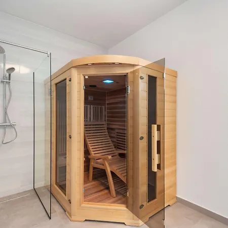 Premium In With Sauna *